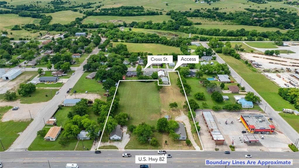 Single Family 3BR 2BA - 322&410 E Division Street, Muenster, TX
