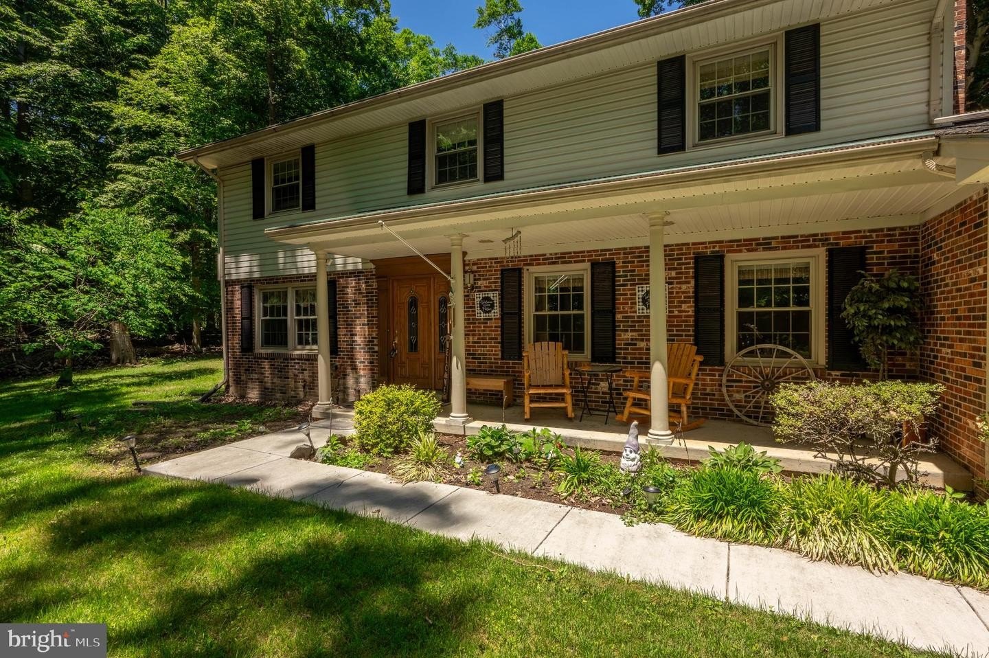 Single Family 4BR 3BA - 9150 CEDAR ST, LA PLATA, MD