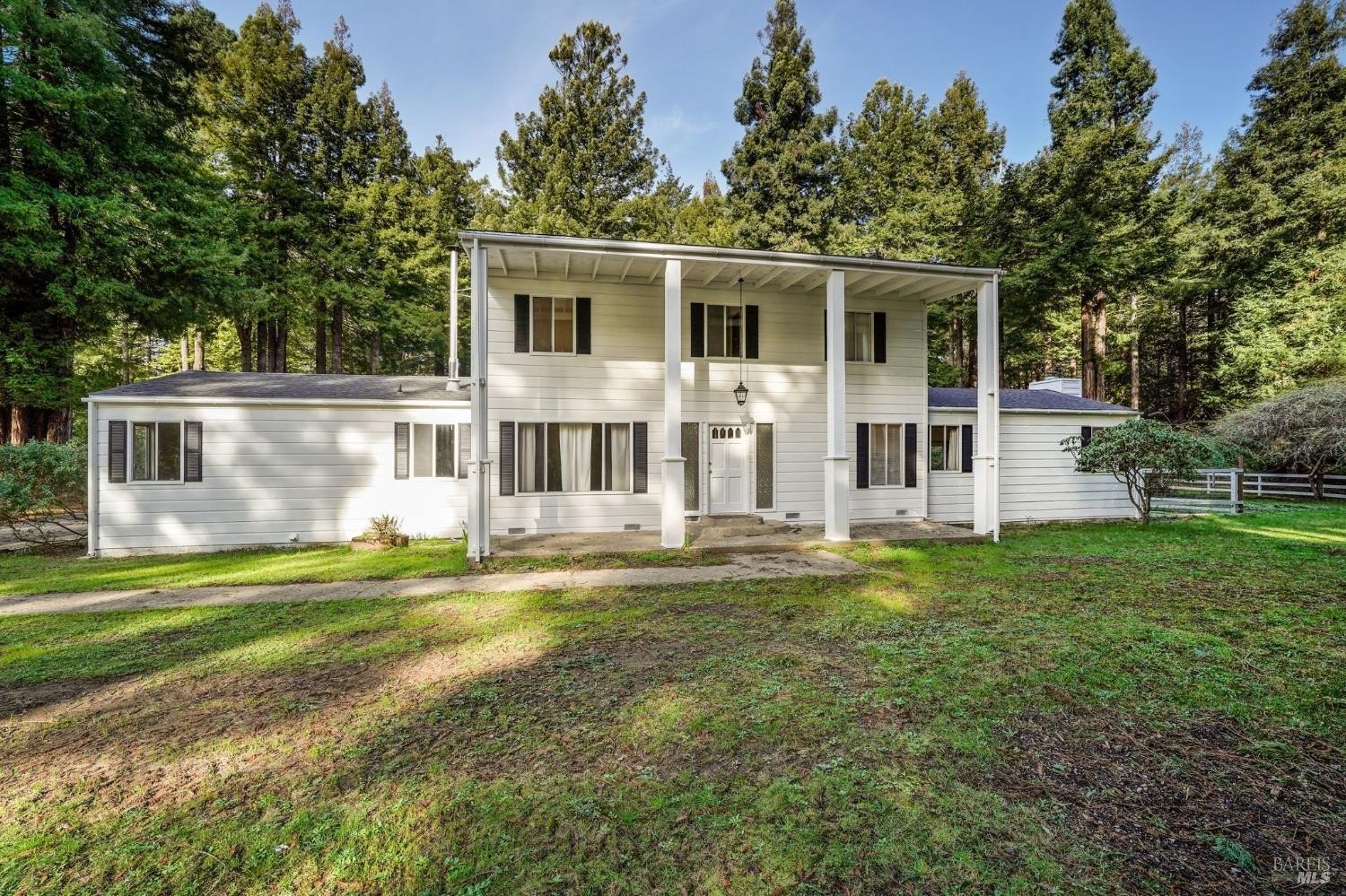 Single Family 3BR 3BA - 19701 Noyo Acres Drive, Fort Bragg, CA