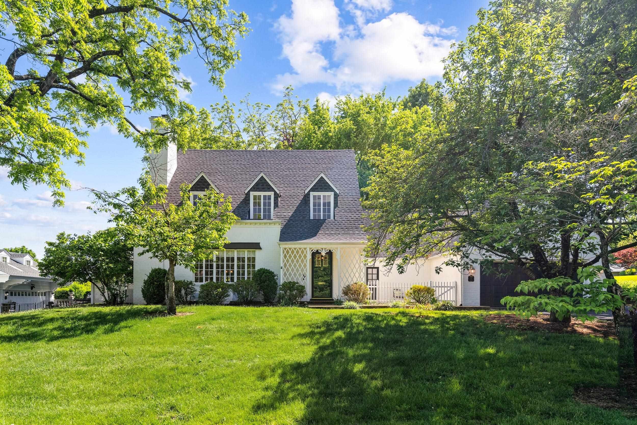 Single Family 4BR 4BA - 41 RIDGEVIEW RD, STAUNTON, VA