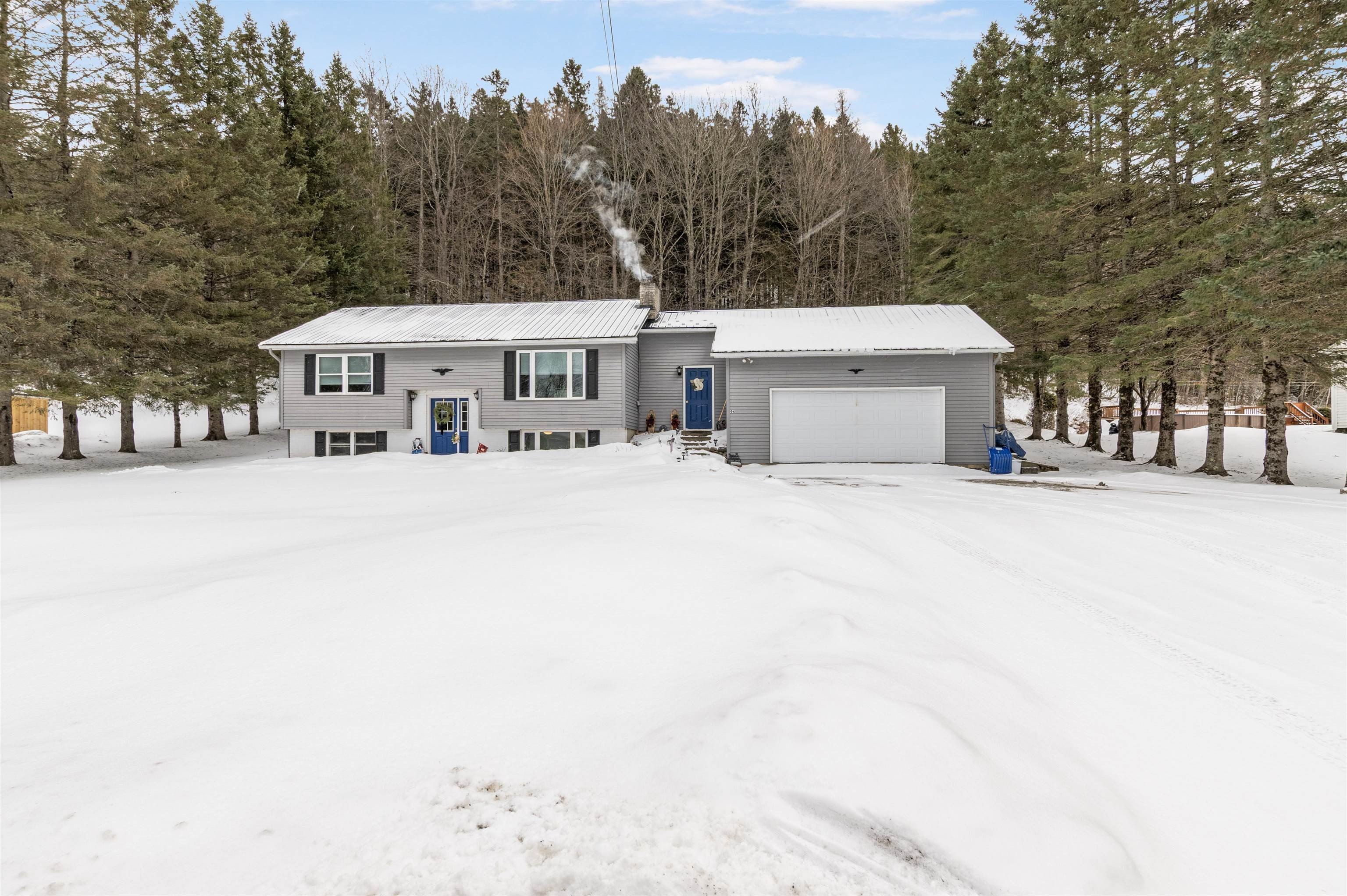 94 Corliss Ln  