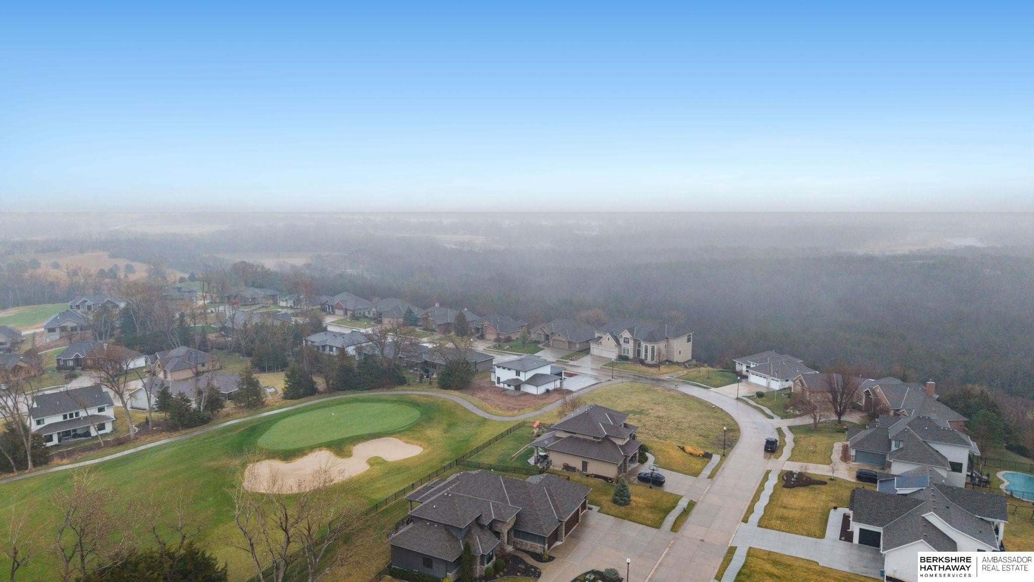 Single Family 4BR 3BA - 1649 E Ridge Way, Ashland, NE