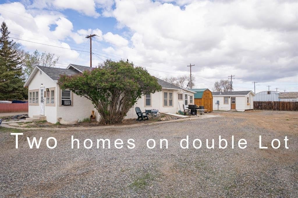 Single Family 2BR 2BA - 747 E Jefferson St, Powell, WY