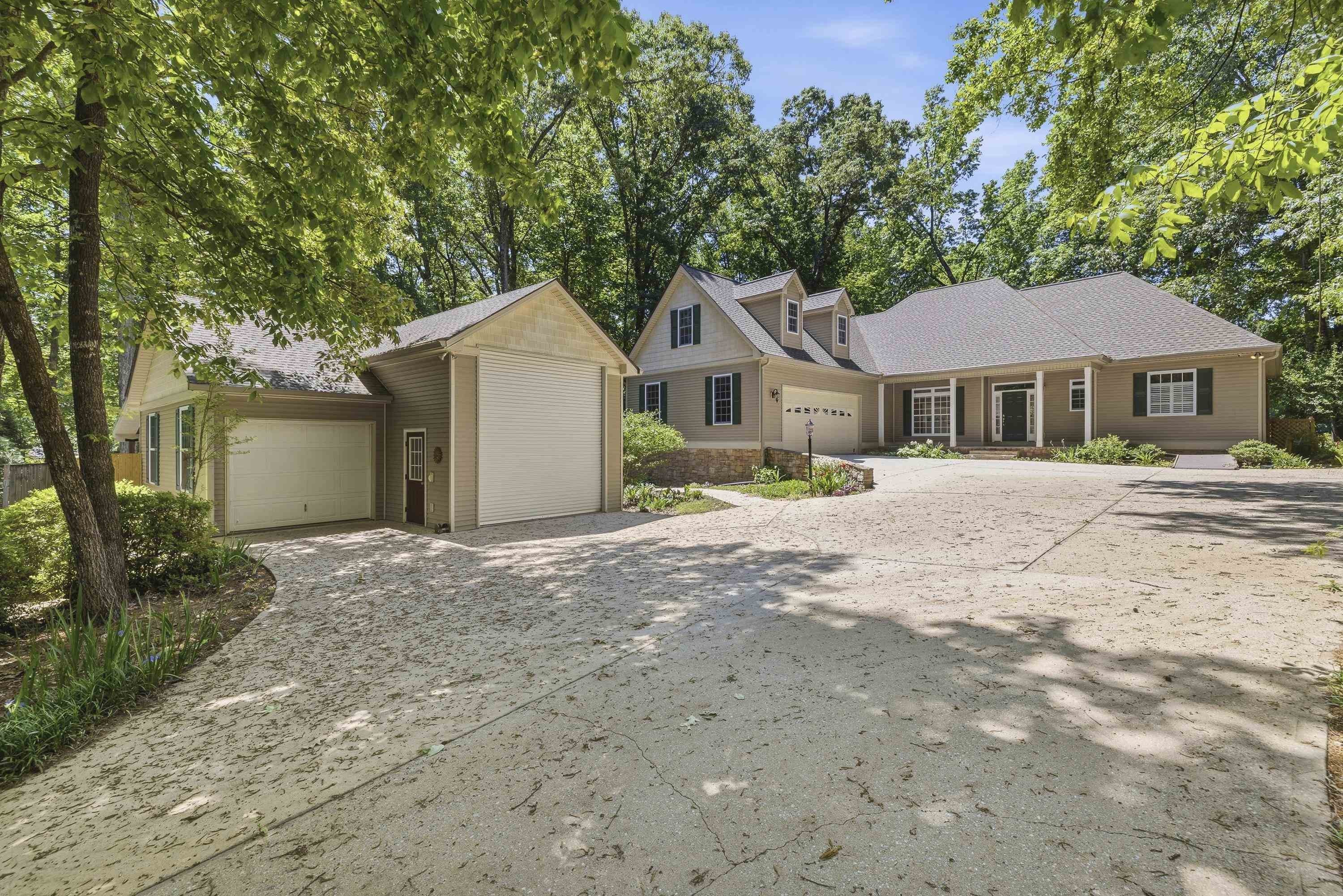 Single Family 4BR 3BA - 153 HOOT OWL LANE, Eatonton, GA