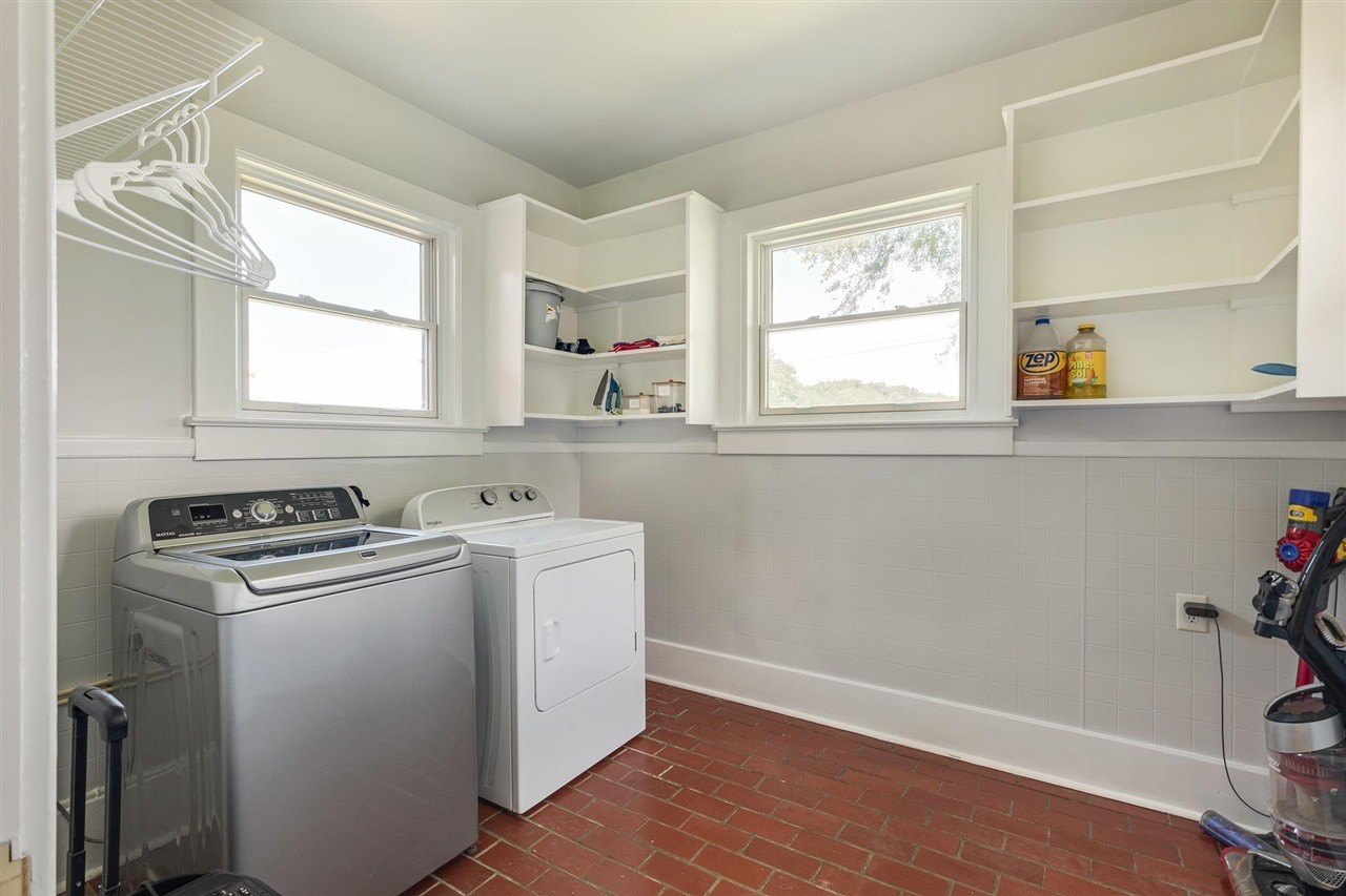Single Family 3BR 2BA - 5185 Nashville Road, Franklin, KY
