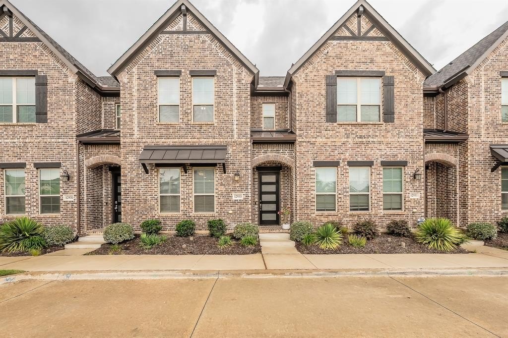 Single Family 3BR 3BA - 12933 Couture Drive, Farmers Branch, TX