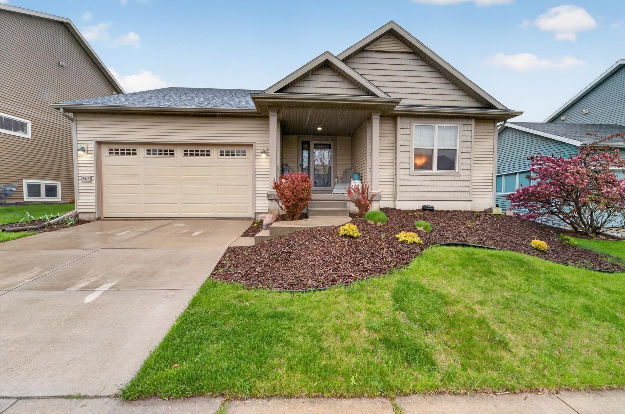 Single Family 3BR 2BA - 8918 Silkwood Trail, Verona, WI