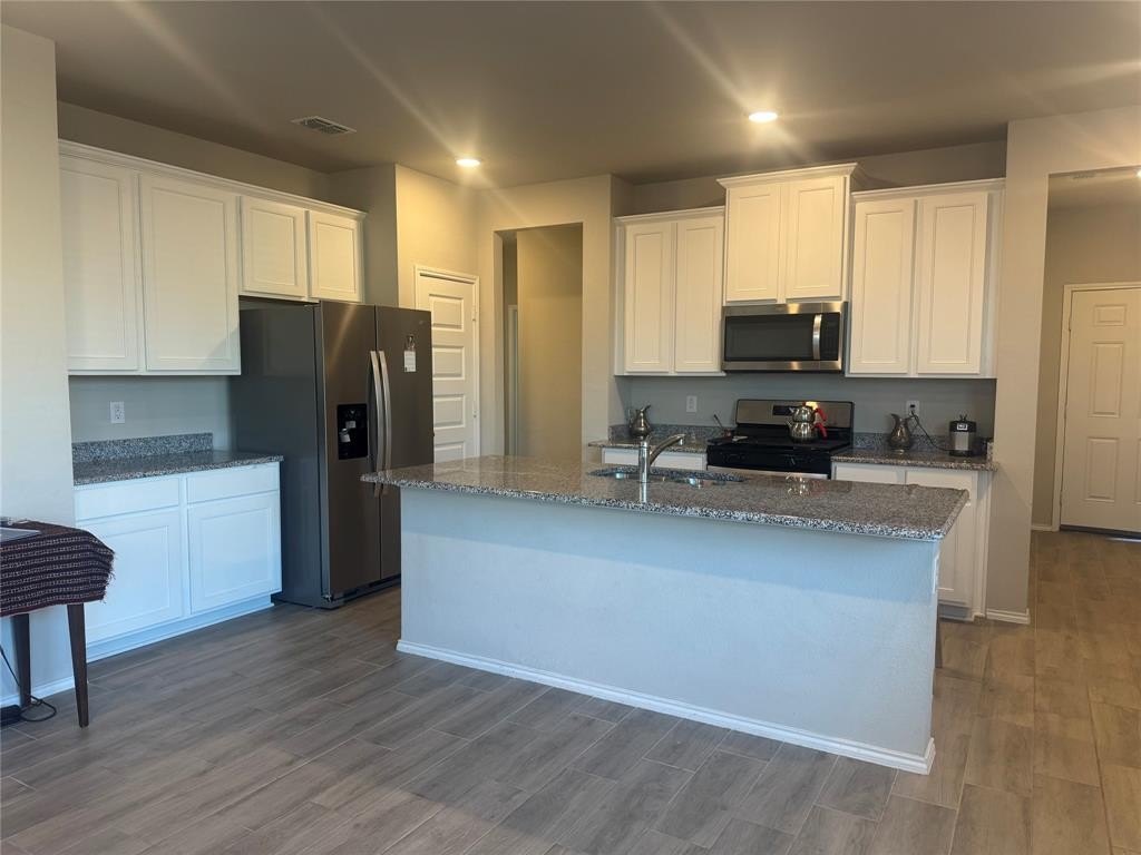 Single Family 3BR 2BA - 11013 Firebrush Lane, Fort Worth, TX