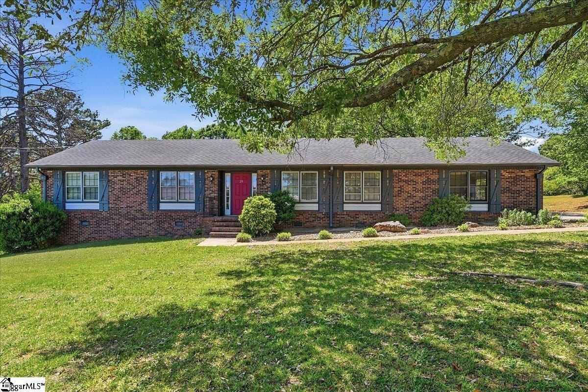 Single Family 3BR 3BA - 29 Hicks Road, Greenville, SC