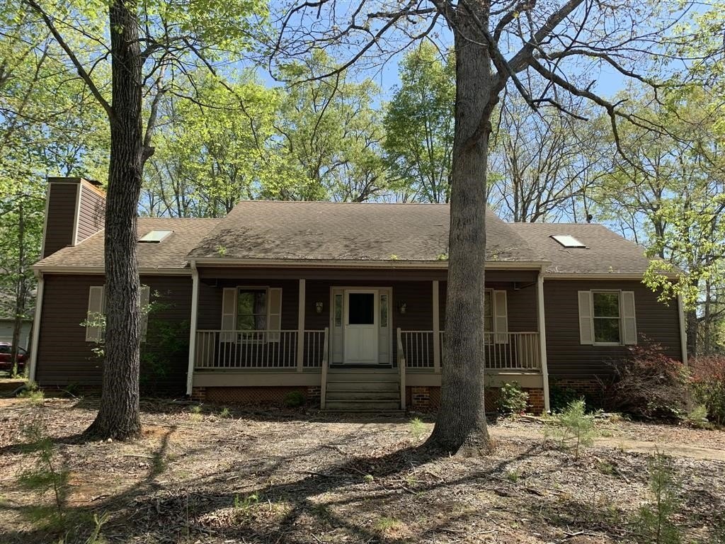 Single Family 3BR 3BA - 15 N BEARWOOD DR, PALMYRA, VA