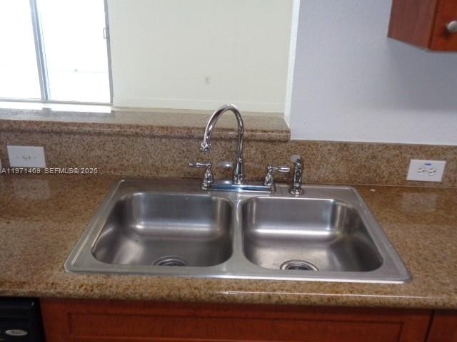 Condo 1BR 2BA - 36 NW 6 Ave, Miami, FL