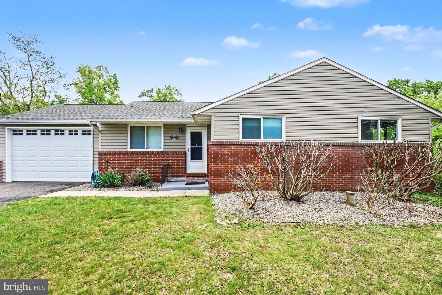 Single Family 2BR 2BA - 201 MOUNTAIN RD, FALLSTON, MD