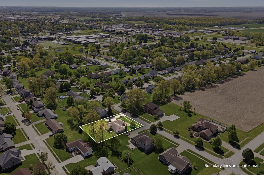 Single Family 3BR 3BA - 618 Linden Ln, Willard, OH