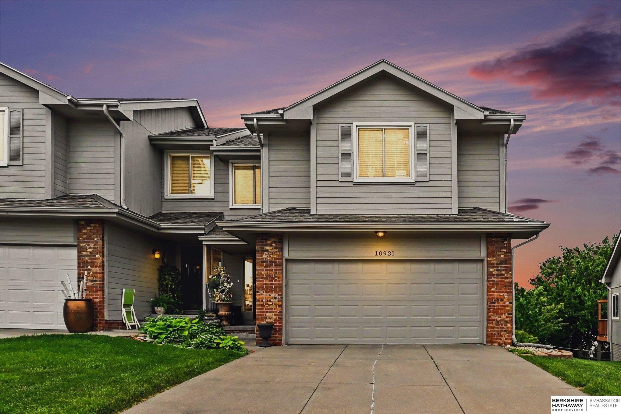 Single Family 2BR 3BA - 10931 Ellison Avenue, Omaha, NE