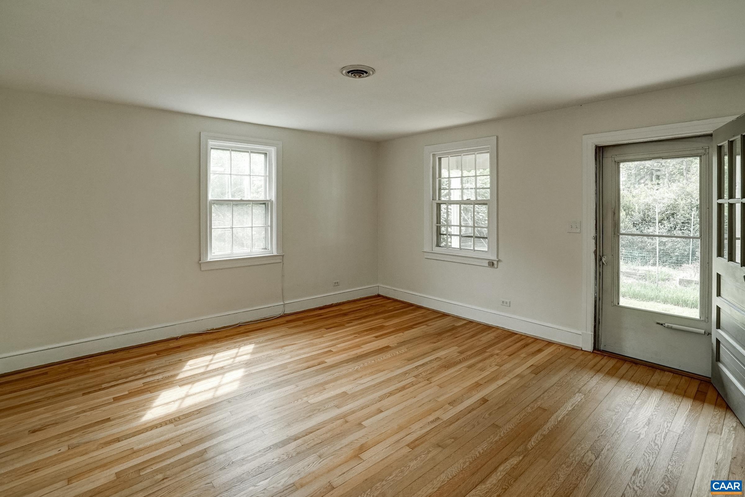 Single Family 7BR 5BA - 2425 JEFFERSON PARK AVE, CHARLOTTESVILLE, VA