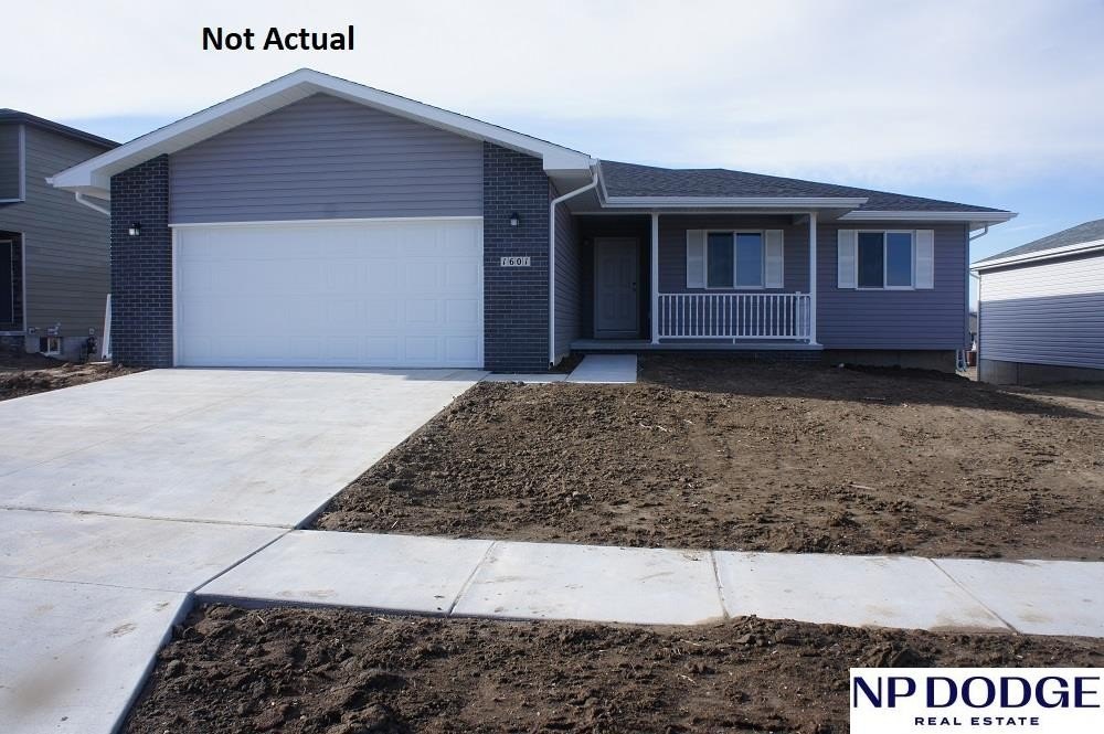Single Family 3BR 2BA - 4926 Alma Place, Lincoln, NE