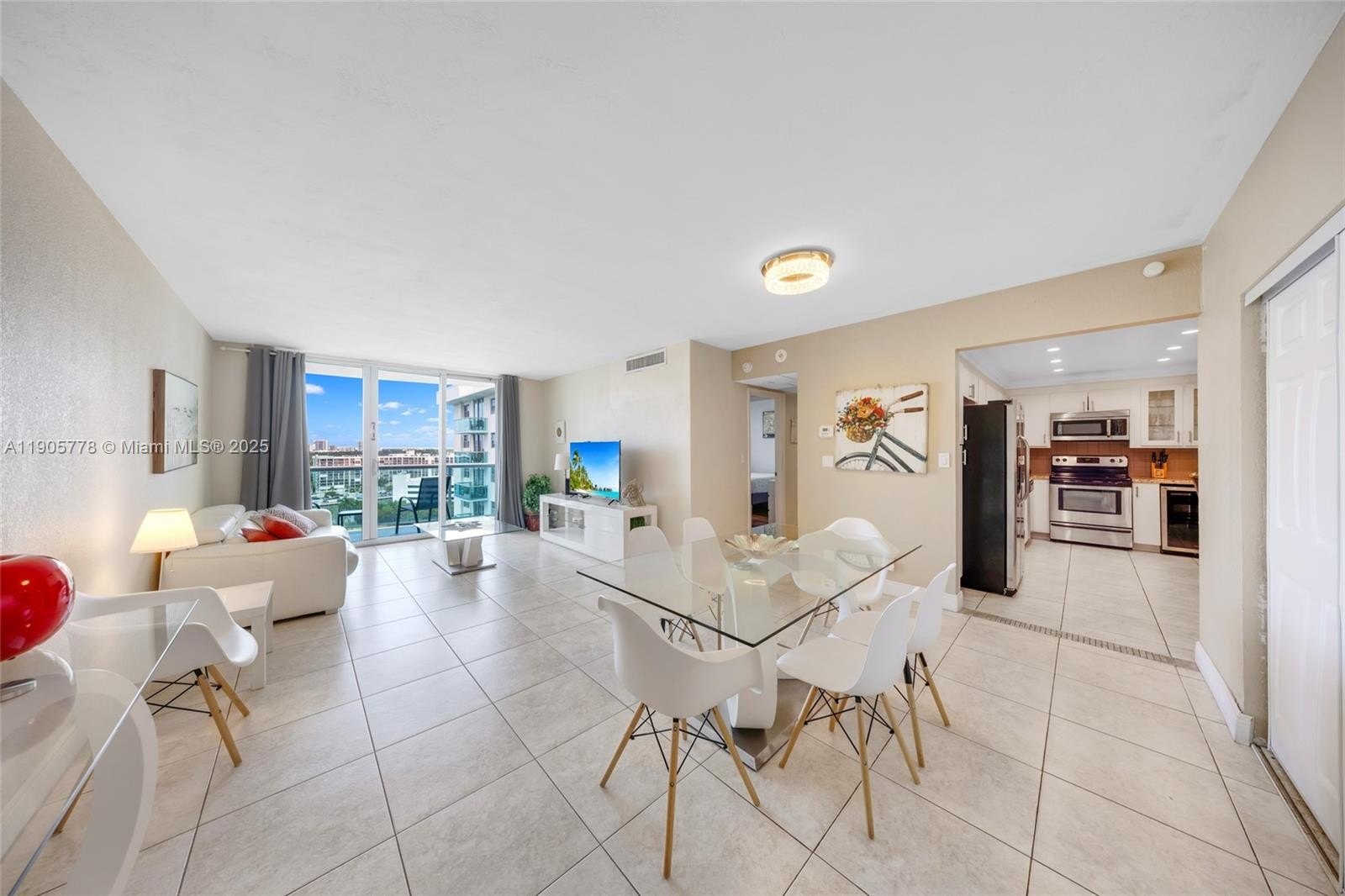 Condo 1BR 1BA - 3801 S Ocean Dr, Hollywood, FL
