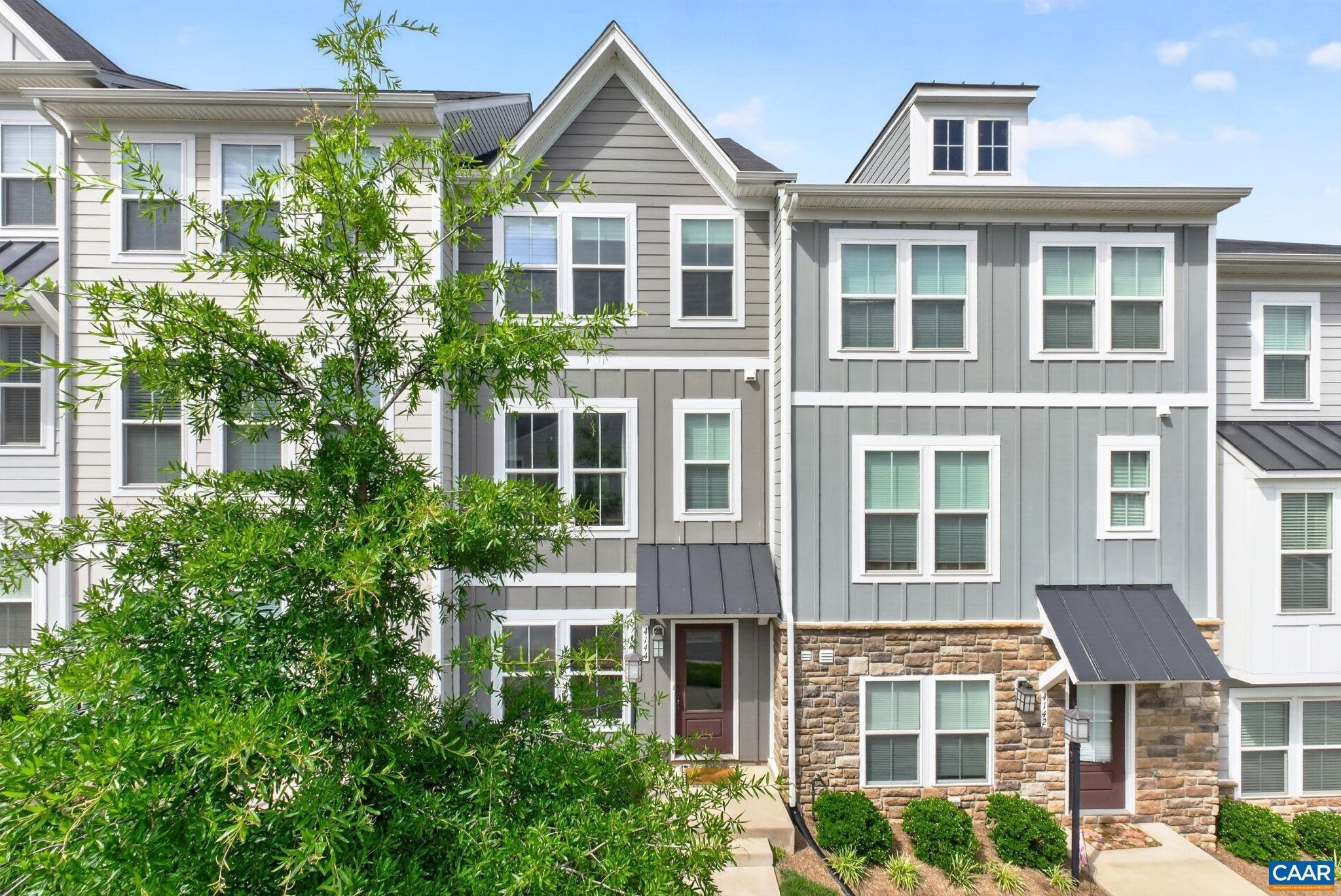 Single Family 2BR 3BA - 4144 DAUPHIN DR, CHARLOTTESVILLE, VA