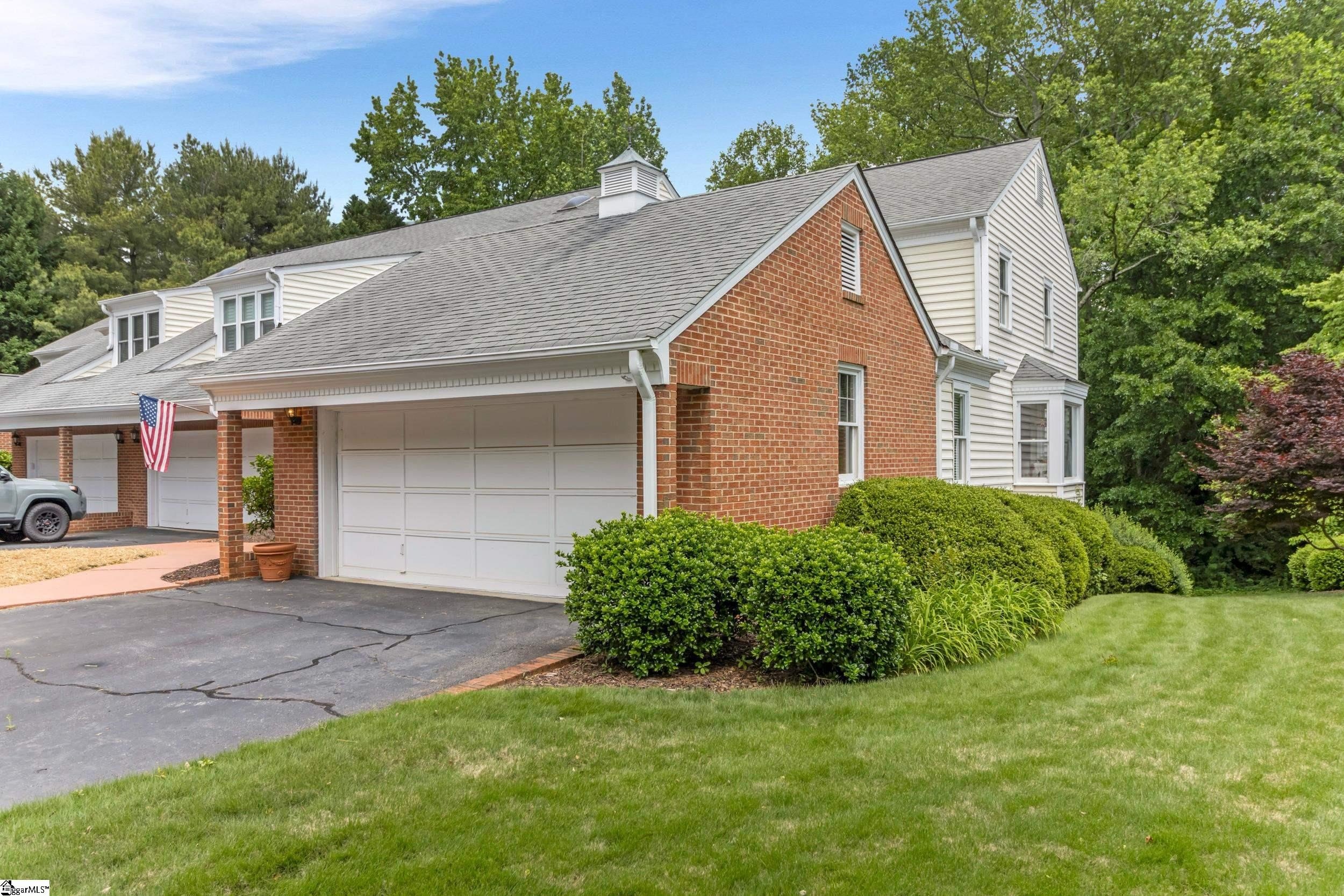 Single Family 4BR 4BA - 1272 Shadow Way, Greenville, SC