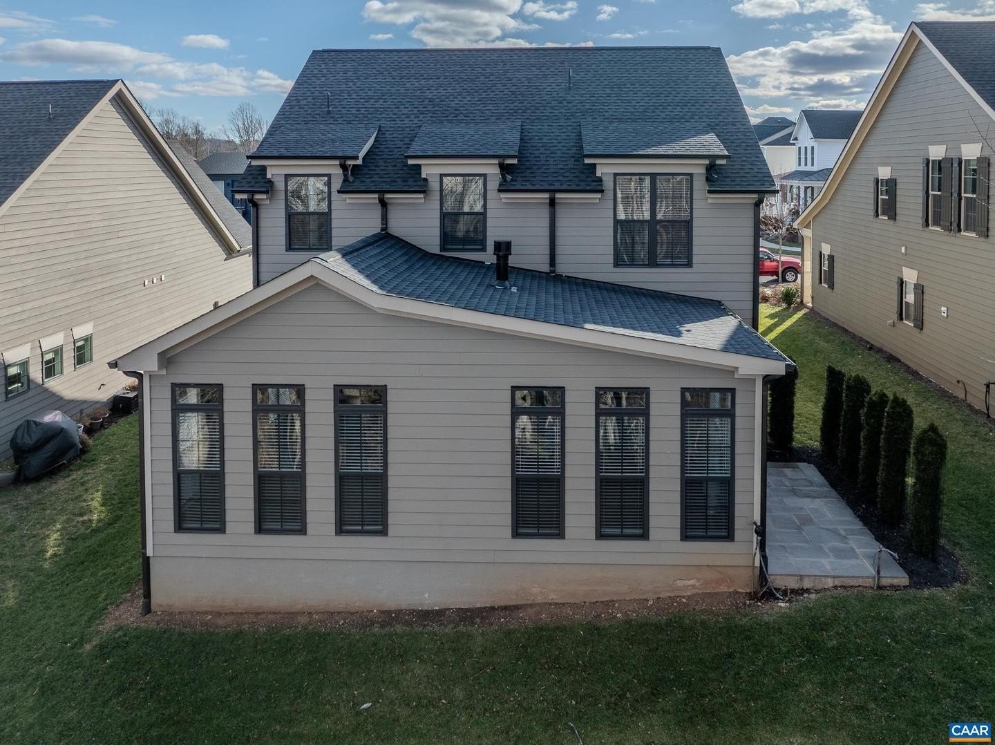 Single Family 3BR 3BA - 180 BISHOPGATE LN, CROZET, VA