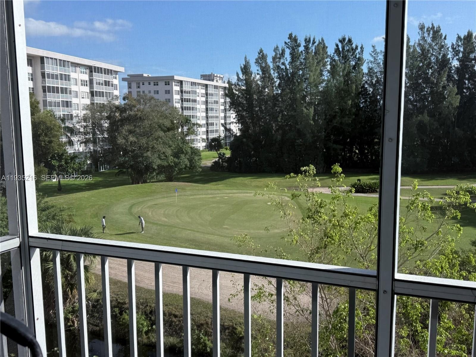 Condo 2BR 2BA - 3250 N Palm Aire Dr, Pompano Beach, FL