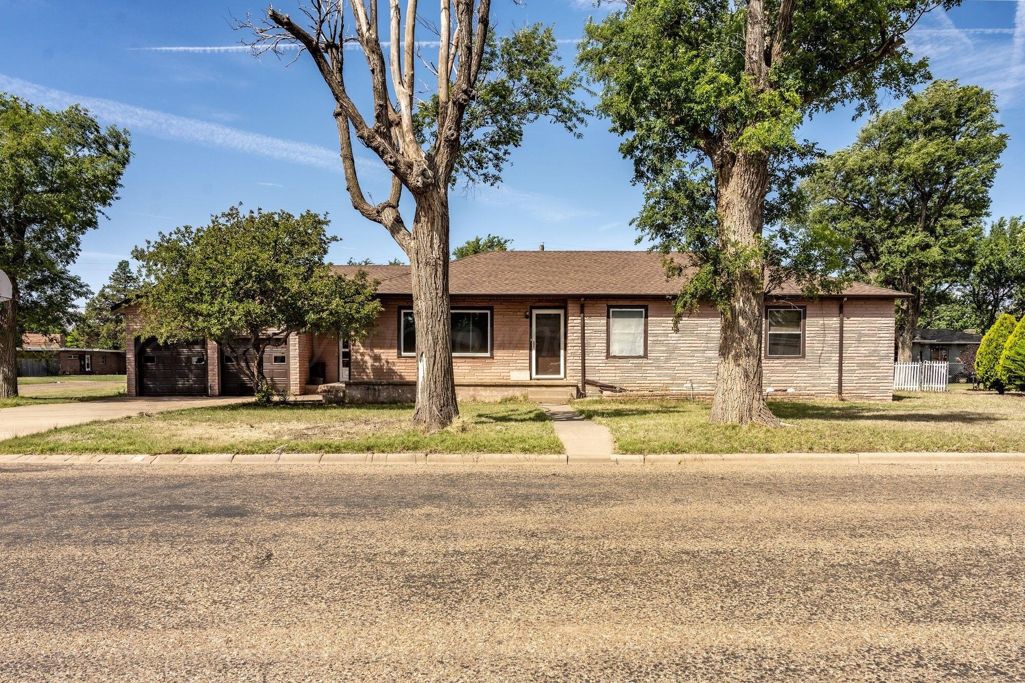 Single Family 3BR 2BA - 601 Oak Ave, Panhandle, TX