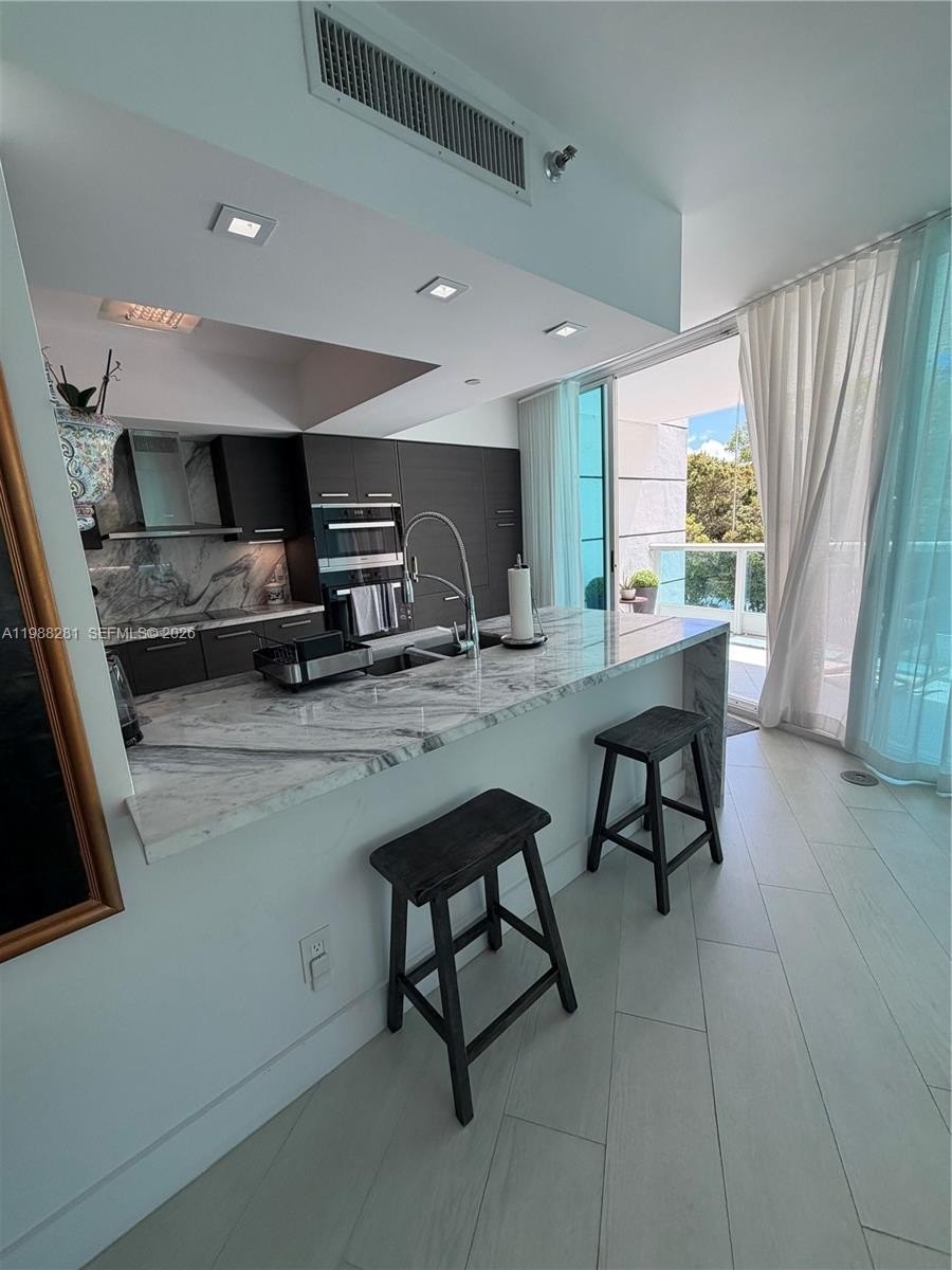 Condo 2BR 3BA - 2127 Brickell Ave, Miami, FL