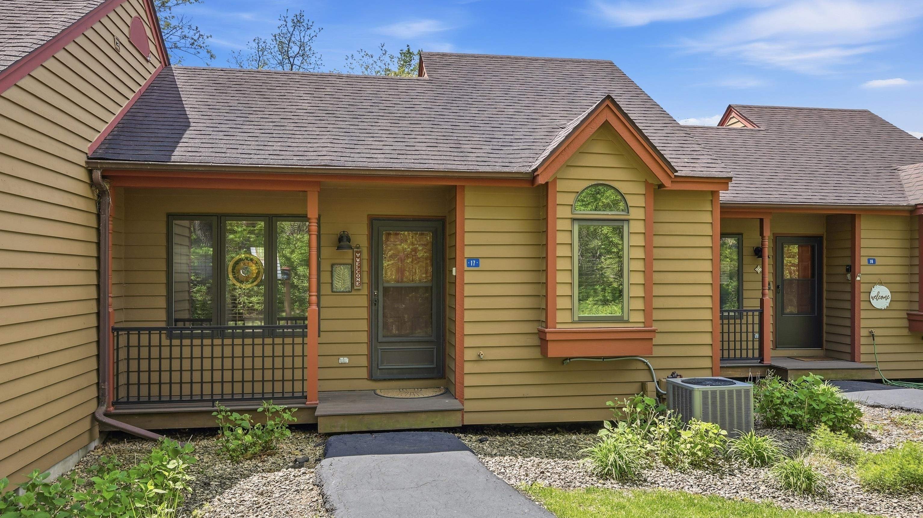 Condo 2BR 2BA - 17 Oak Glen, GALENA, IL