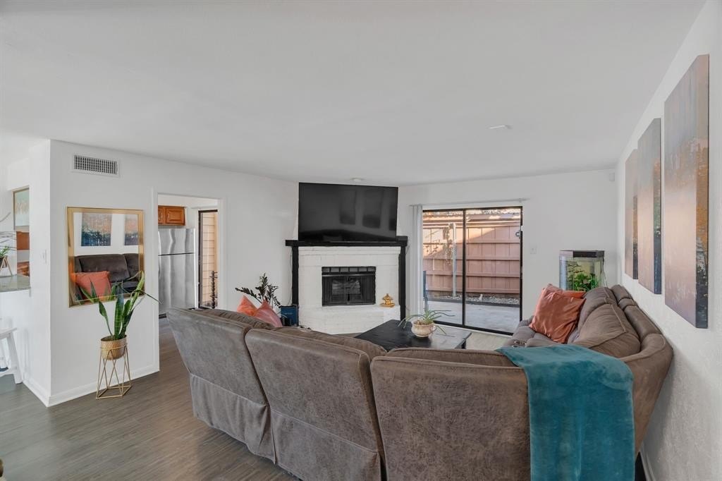 2503 Tierra  