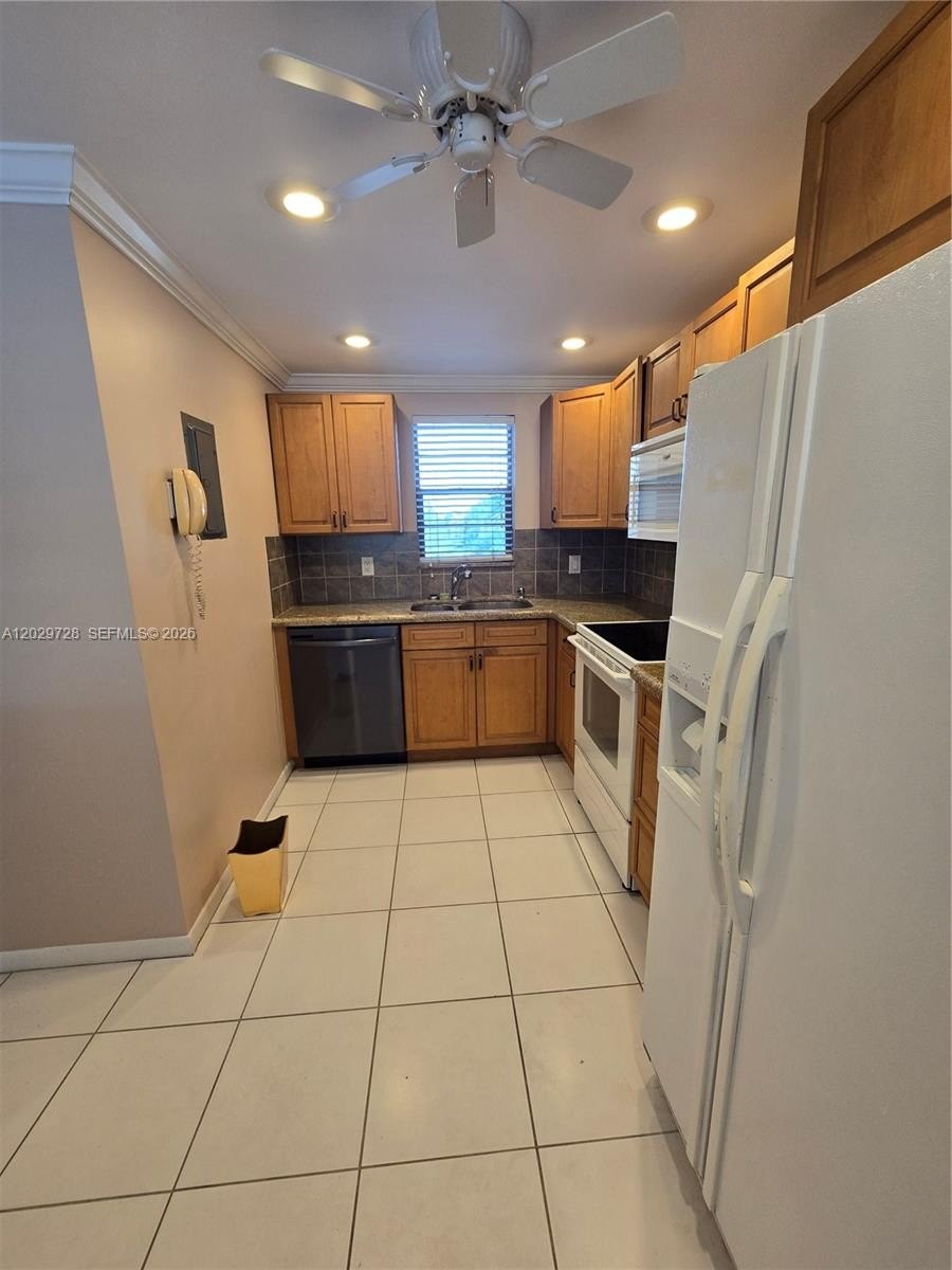 Condo 2BR 2BA - 2400 Deer Creek Country Club Blvd, Deerfield Beach, FL