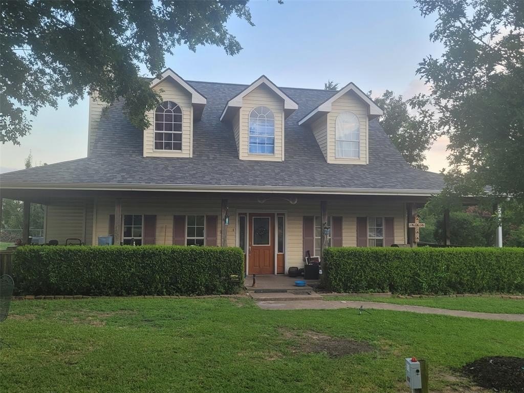 Single Family 3BR 3BA - 3376 Plainview Road, Sherman, TX