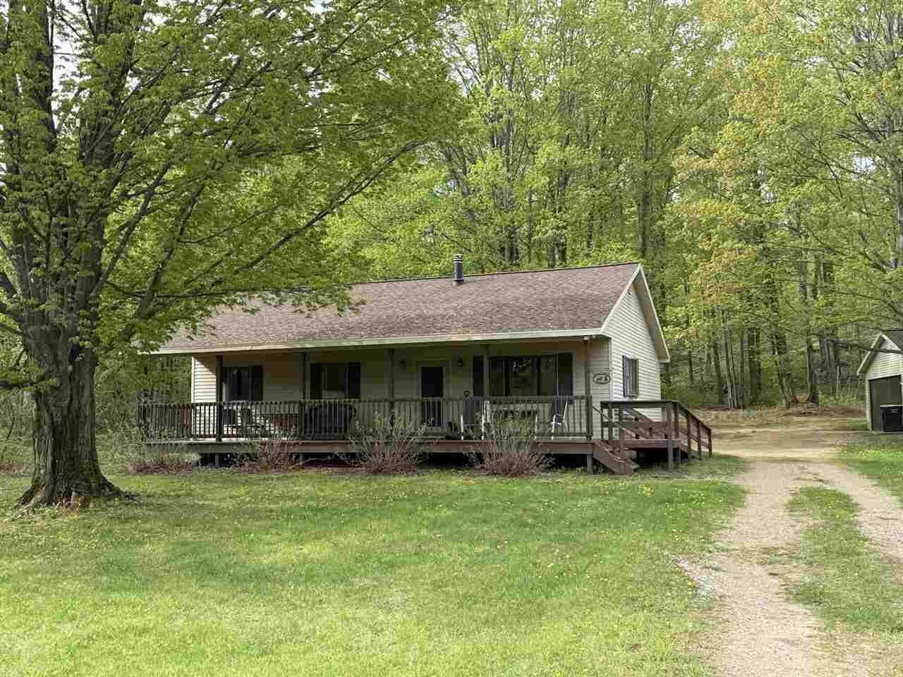 Single Family 3BR 2BA - 6590 Lee Rd, East Jordan, MI