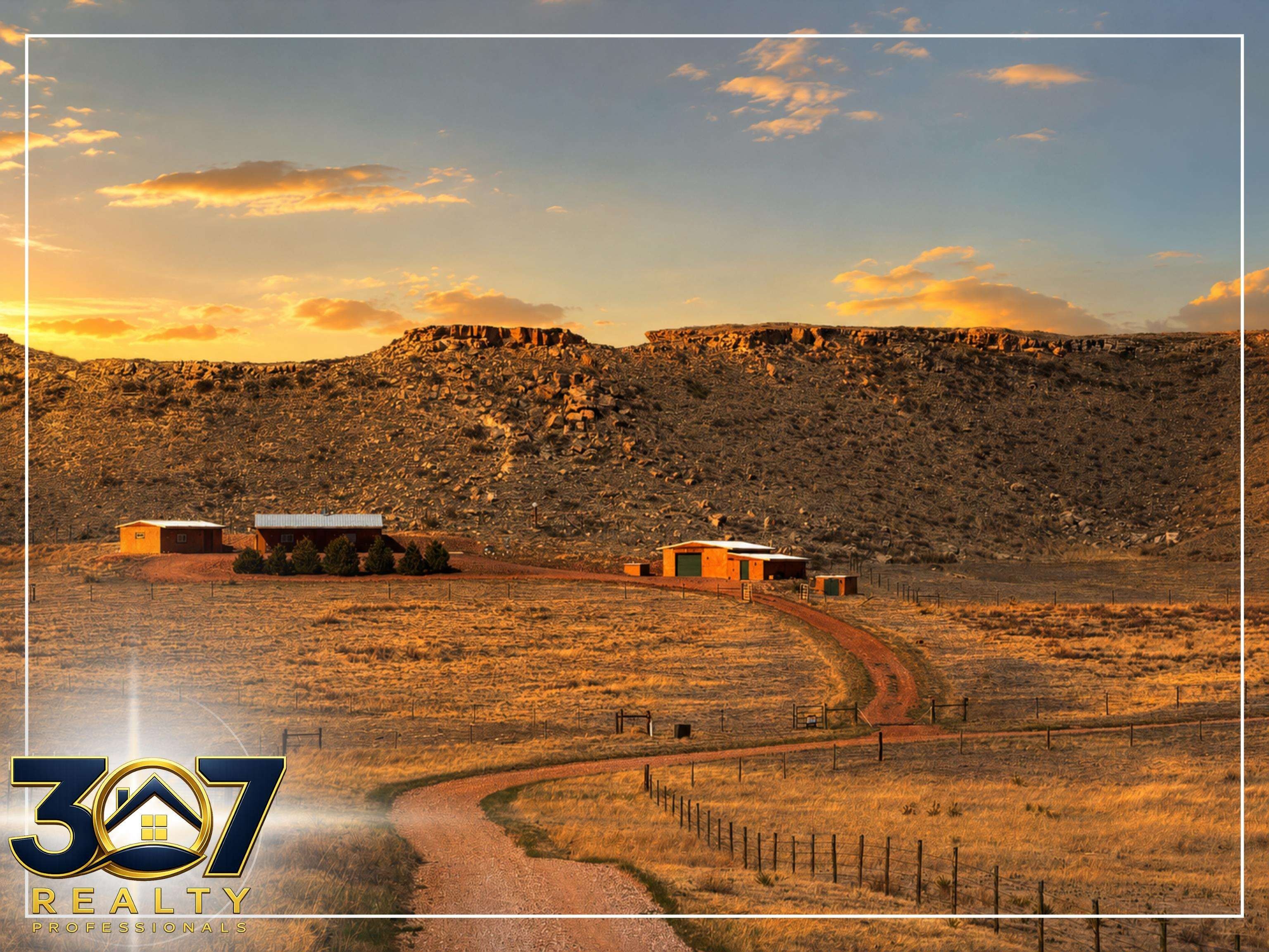 Single Family 2BR 2BA - 1974 Oregon Trail, Fort Laramie, WY