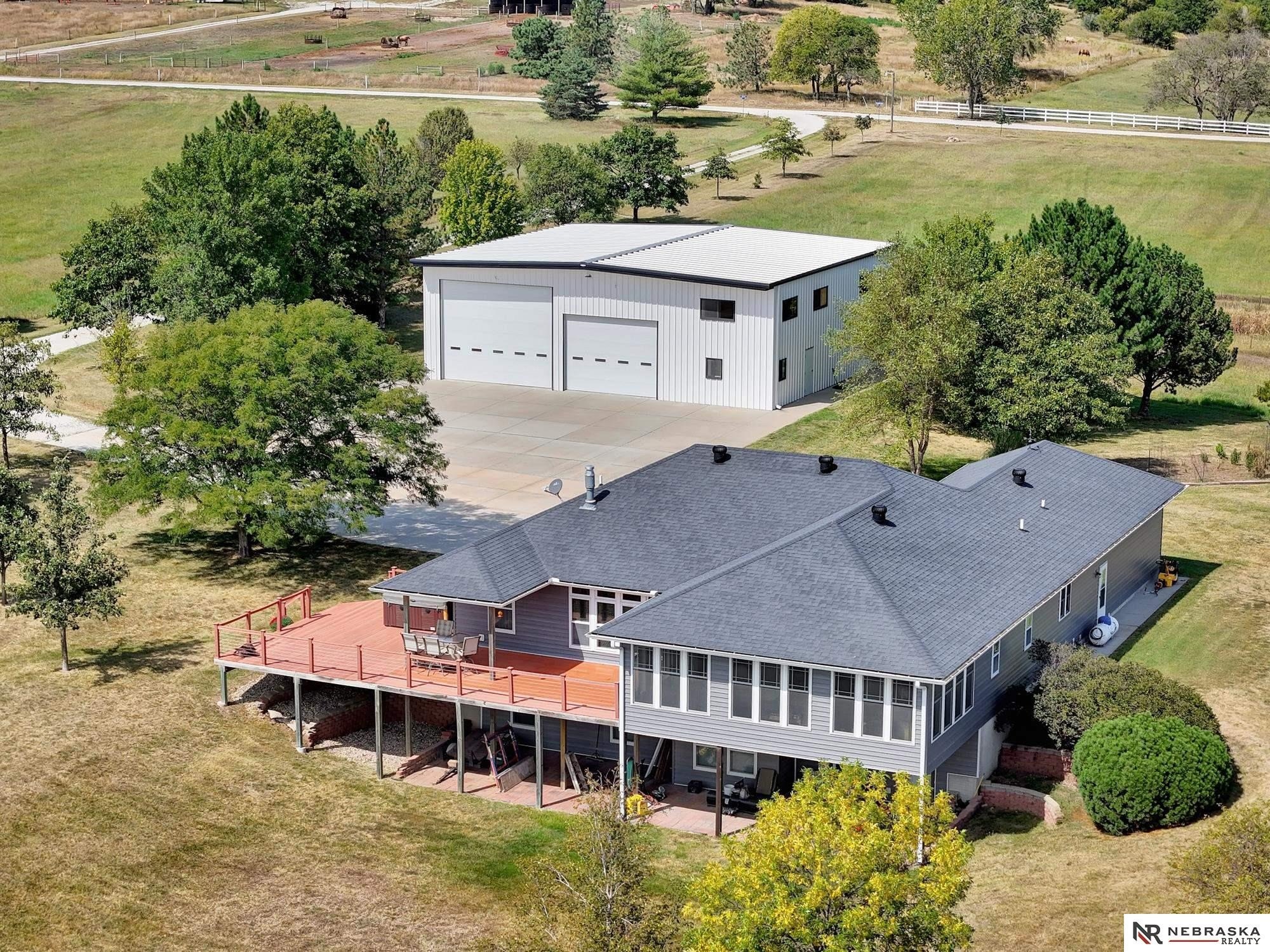 Single Family 4BR 3BA - 9929 Springlake North Lane, Firth, NE