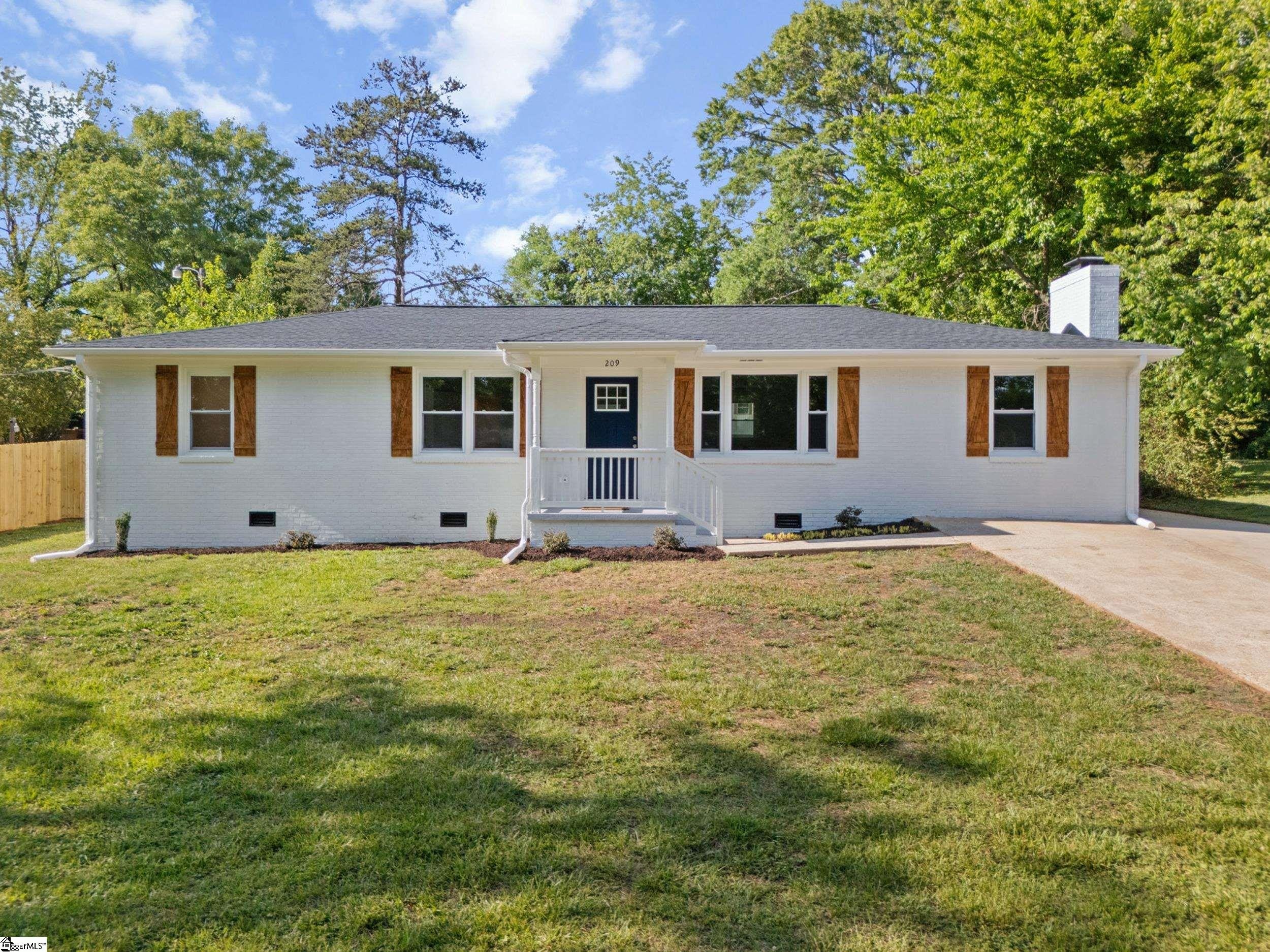 Single Family 3BR 2BA - 209 Tucson Drive, Greenville, SC