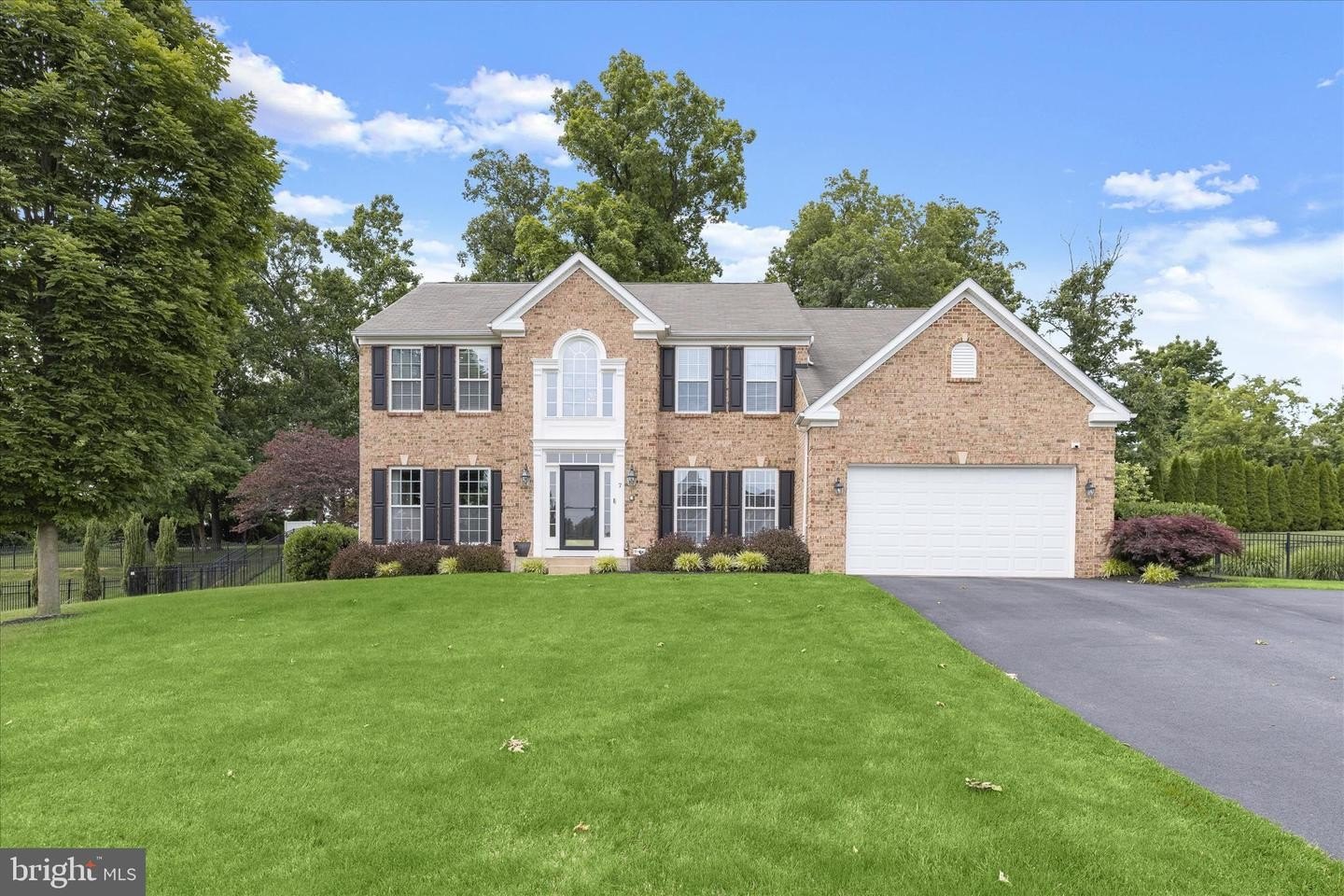 Single Family 4BR 4BA - 7 CARDIFF RD, SHREWSBURY, PA
