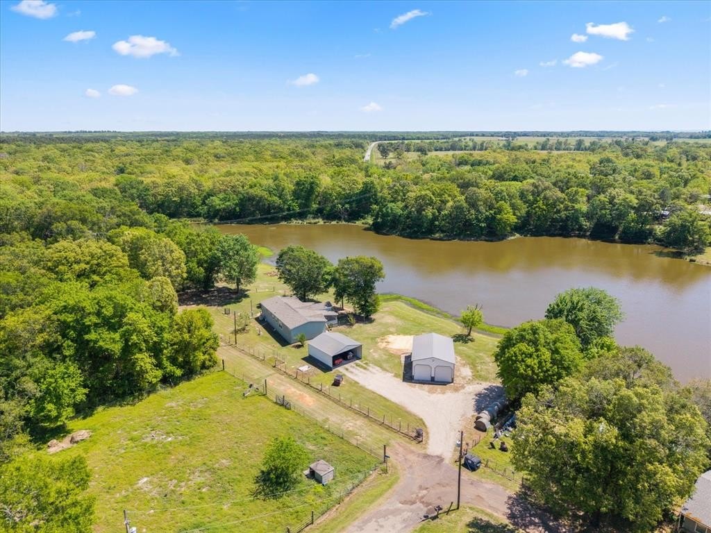 Single Family 3BR 2BA - 140 Private Road 5679, Alba, TX