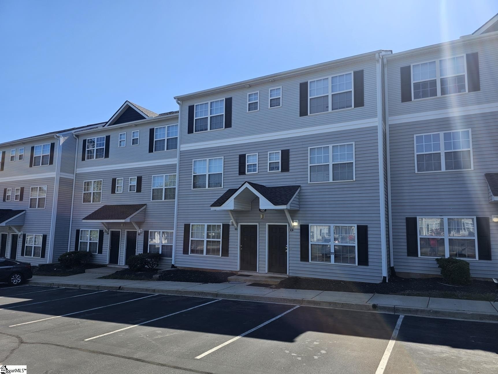 Single Family 4BR 4BA - 122 University Village Drive, Central, SC