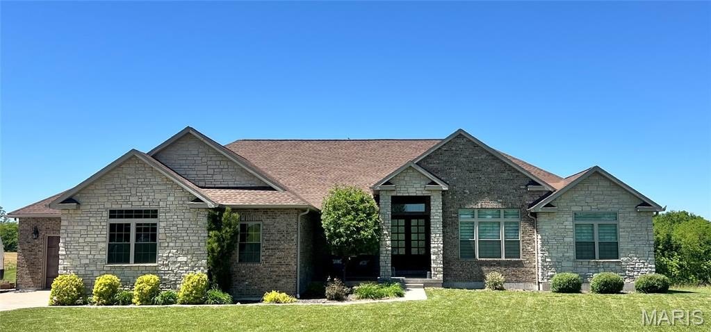 Single Family 5BR 5BA - 52800 Norwoods Lake Place, Hannibal, MO