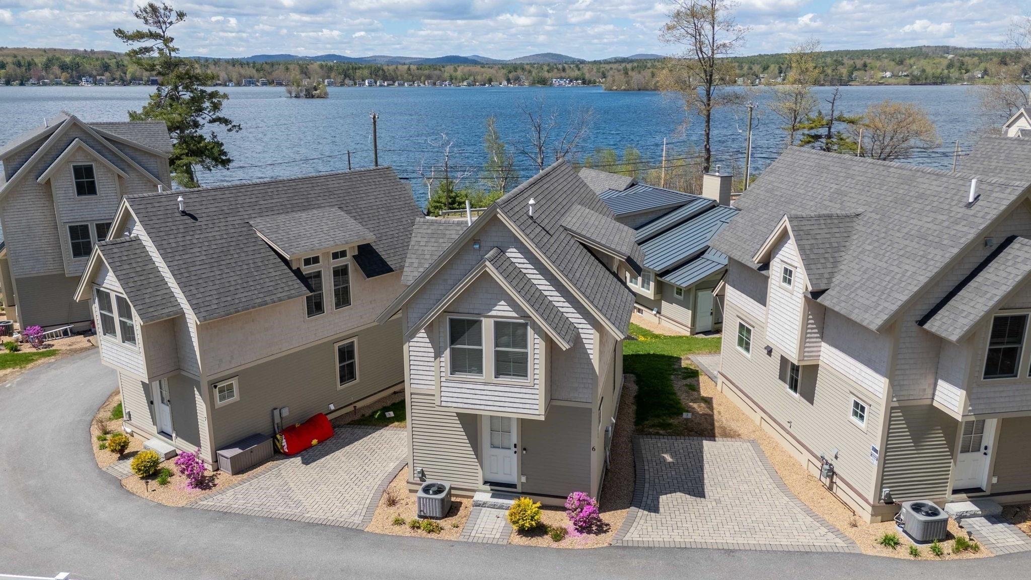 Condo 2BR 2BA - 109 Weirs Boulevard, Laconia, NH