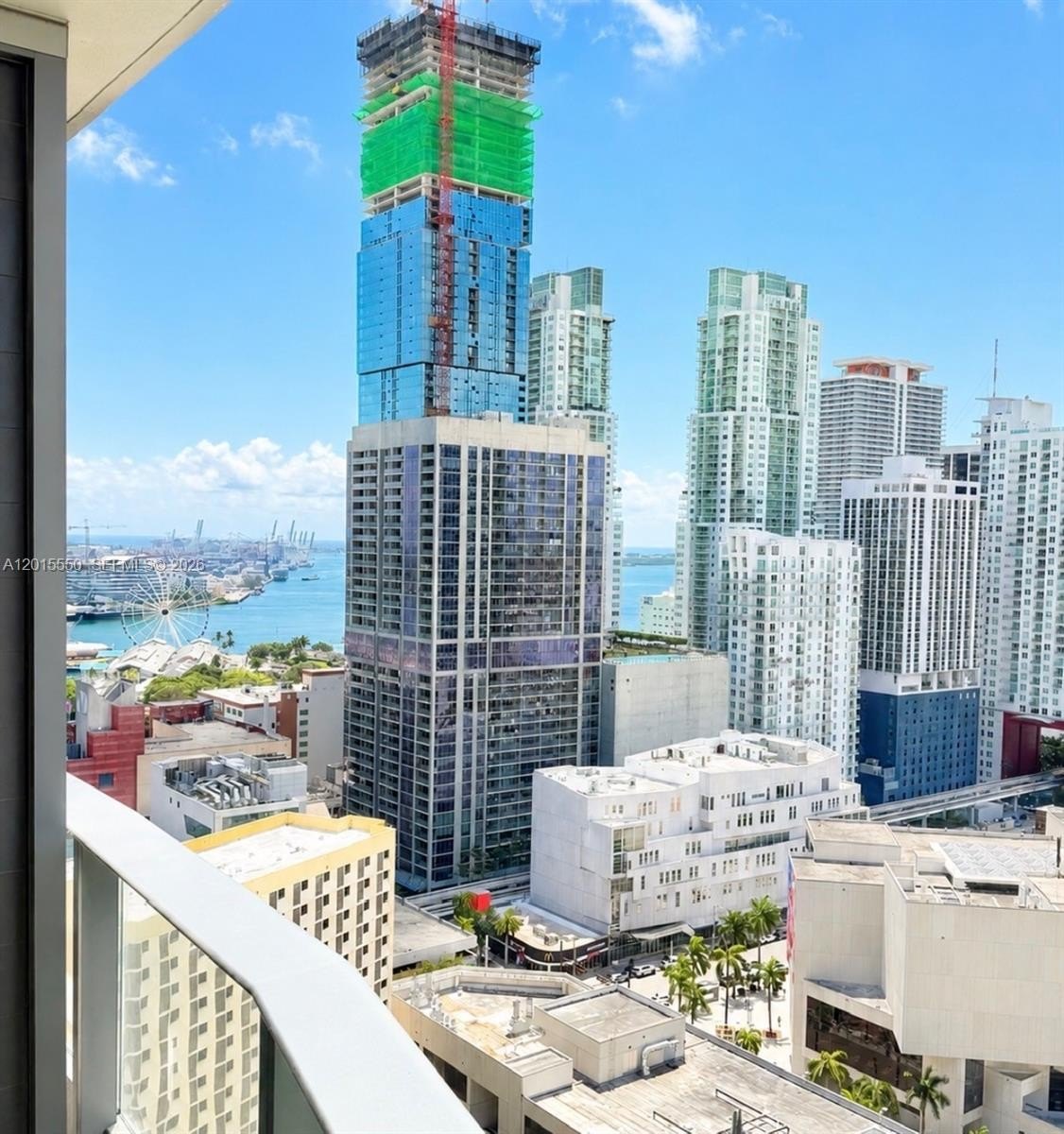 Condo 1BR 1BA - 121 NE 5th St, Miami, FL