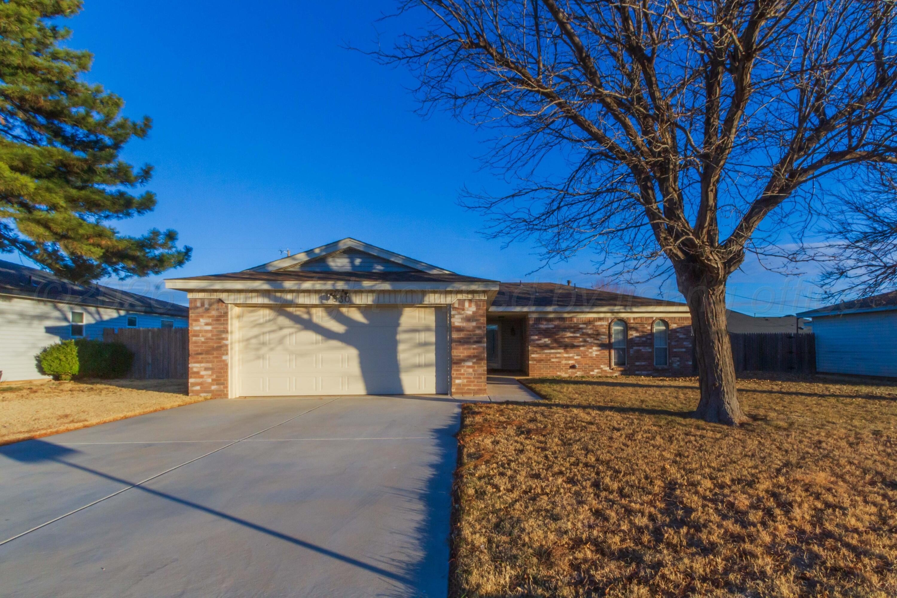 930 Cinderella Dr  