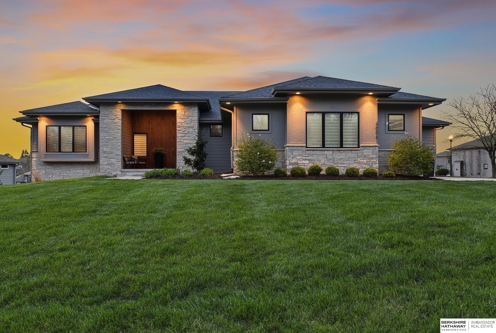 Single Family 5BR 4BA - 3006 N 193rd Street, Omaha, NE