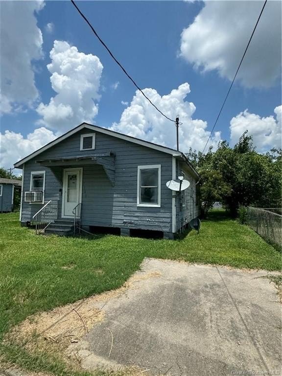 Single Family 3BR 2BA - 2109 S Evans Street, Lake Charles, LA