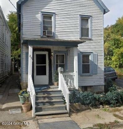 Single Family 2BR 2BA - 25 Moyston Street, Schenectady, NY