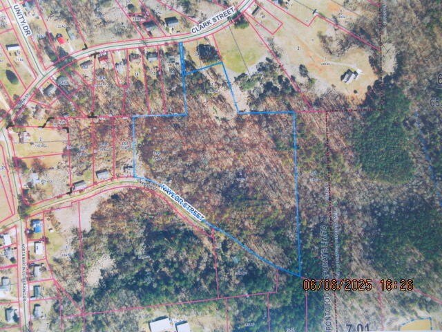 Single Family - Naylor St., Pontotoc, MS