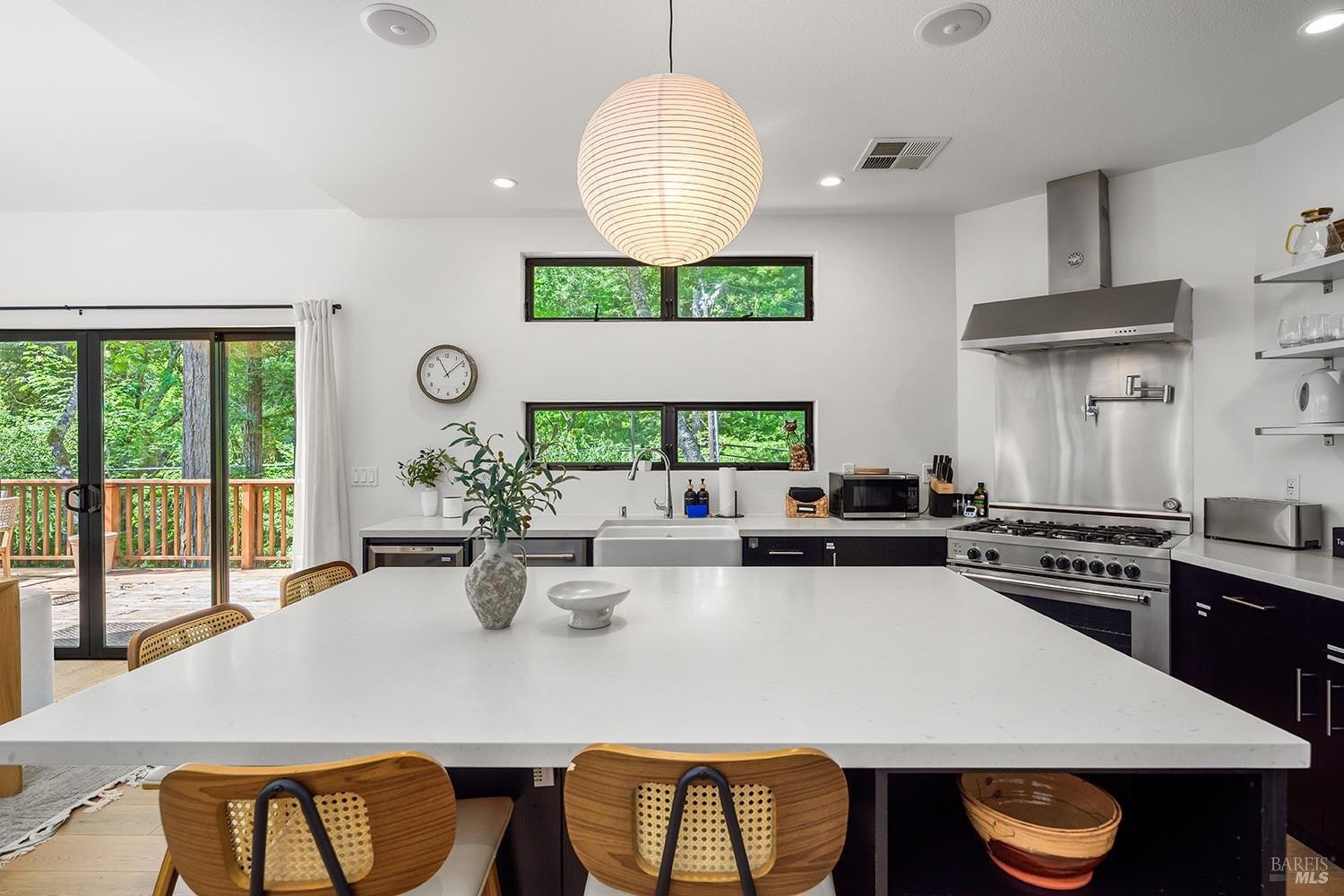 Single Family 2BR 3BA - 2563 Mill Creek Road, Healdsburg, CA