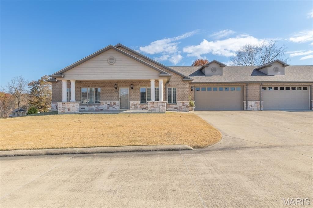 Condo 2BR 2BA - 112 Kaylee Circle, Poplar Bluff, MO