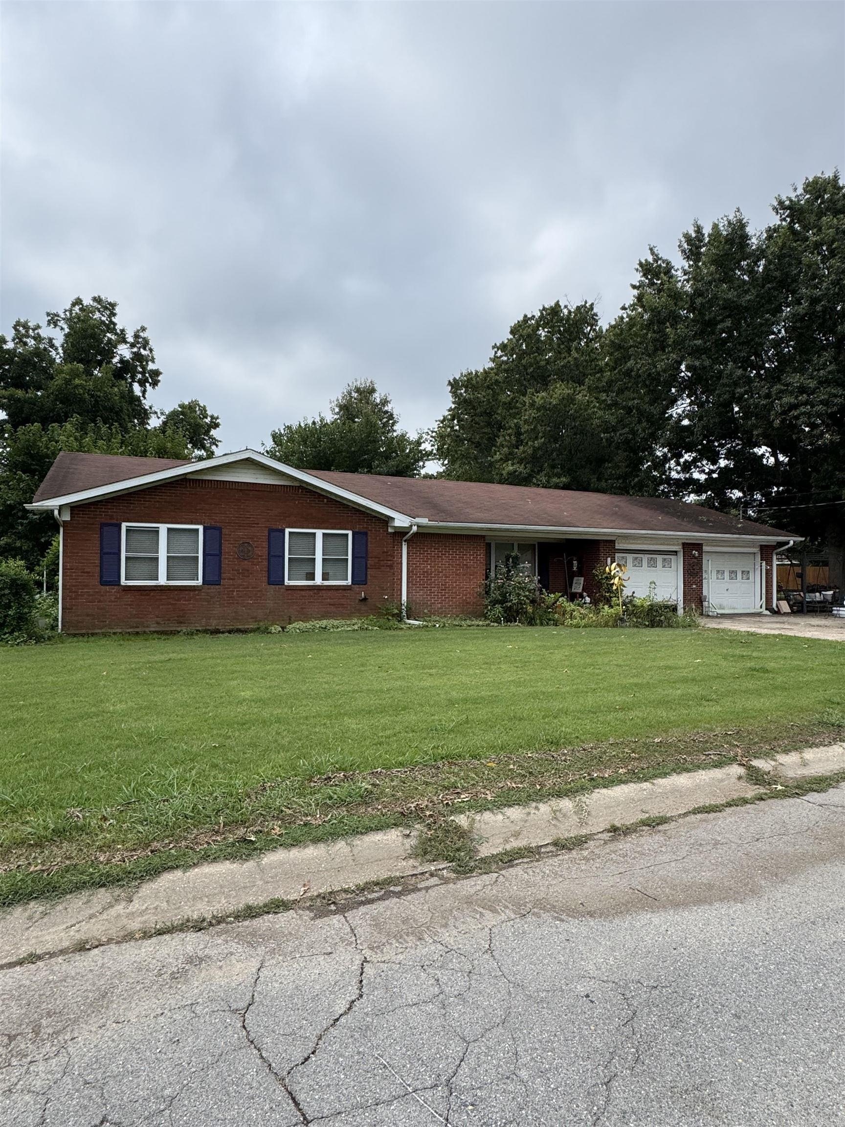 Single Family 3BR 2BA - 591 Valarie Ln, Piggott, AR