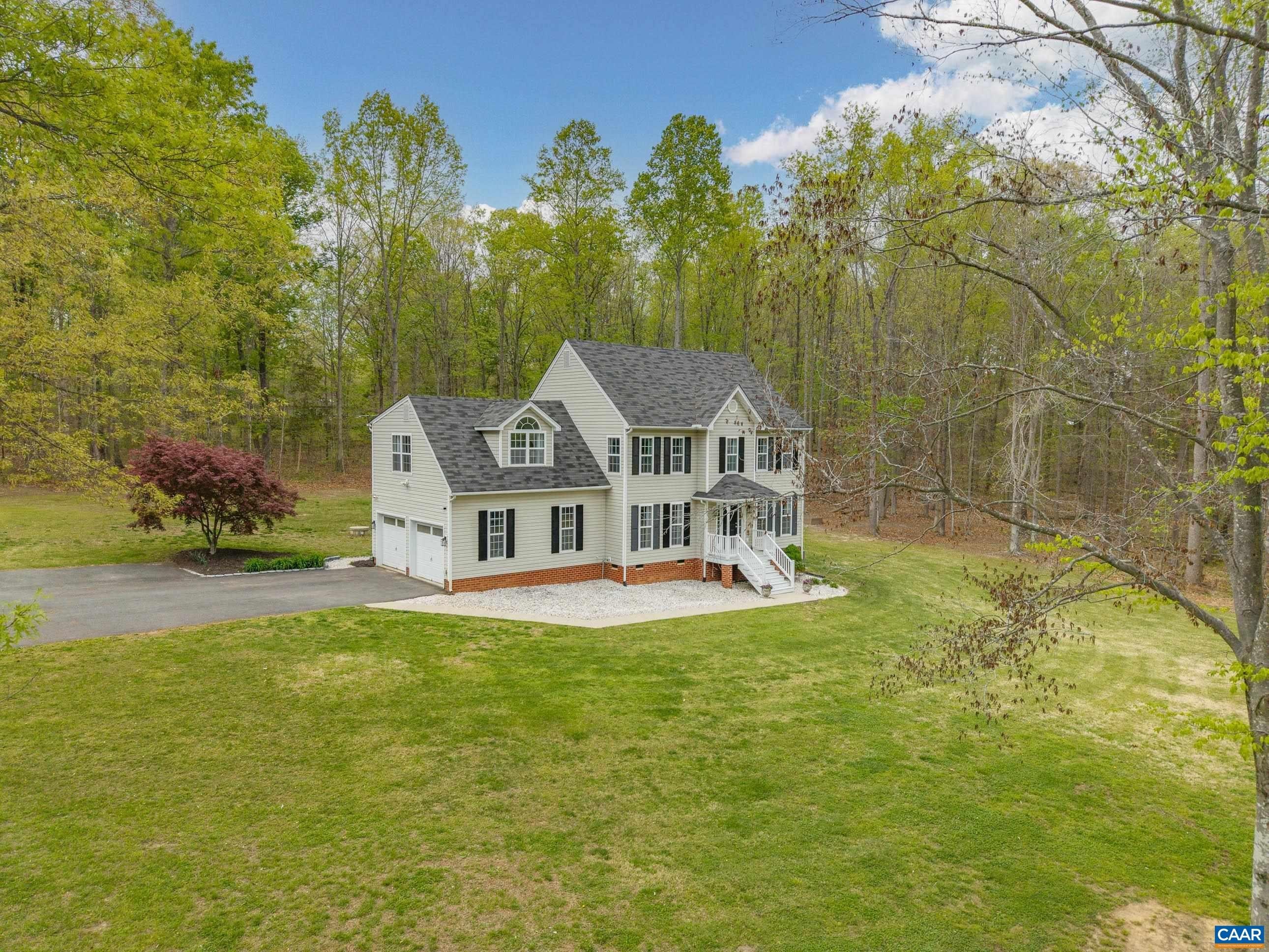 Single Family 4BR 3BA - 18383 JAMES MADISON HWY, TROY, VA